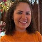 Profesora nativa de Brasil con enfoque práctico y metódico.