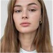 Anciennement élève en Classes préparatoires Lettres modernes, je suis disponible pour dispenser des cours de Littérature-Français.