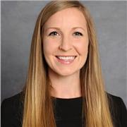 American tutor providing lessons of all subjects to primary aged students