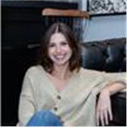 Professora nativa de português, monitora universitária, aulas em Bologna ou online.