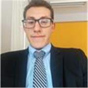 ESudiante de ingenieria Industrial cursando 9 ciclo dominio de quimica