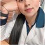 Profesora titulada con más de 3 años de experiencia en la enseñanza de las matemáticas bilingües 