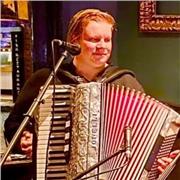 Music tutor, specialising in individual piano lessons and music theory. Able to tutor through GCSE/A-Level music.