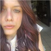 Se stai cercando qualcuno che ti insegni ma con divertimento, sono la persona giusta!