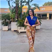 Graduada en filología alemana y educación primaria con nacionalidad irlandesa imparte clases de idiomas a alumnos de todas las edades