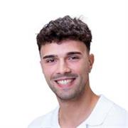Cloud Engineer y titulado en DAM imparte clases de programación, desarrollo web y AWS