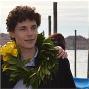 Laureato Economia e Commercio offre ripetizioni in materie economiche per studenti frequentanti scuole superiori. Disponibile online