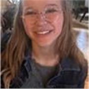 Nachhilfelehrerin für Mathematik bis zur 8. Klasse