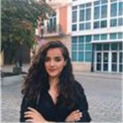Soy una chica alegre y con don de gentes. Especializada en Inglés, pero si necesitas apoyo en otras materias, no dudes en pedirlo