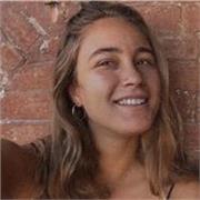 Ragazza che ha vissuto 1 anno e mezzo negli US e laureata in LM in inglese offre lezioni e ripetizioni in inglese!
