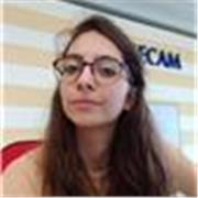 Professeure native italienne diplômée en langues propose cours d’italien dynamiques pour francophones en ligne