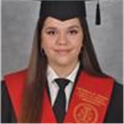 Soy una estudiante de tercero de derecho, que imparte clases de asignaturas de ESO y de primaria.