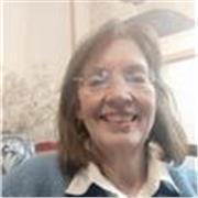 Sono una ex insegnante laureata in lingua e letteratura inglese e da anni seguo bambini sia di scuola elementare che media nelle materie letterarie e in inglese. Sono molto paziente e ho una notevole esperienza con i bambini