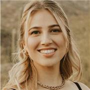 Englischlehrer mit vielen Jahren Erfahrung bietet Präsenz- und Online-Unterricht in Salzburg an. In Amerika studiert und gelebt.