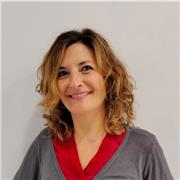 Classes de repàs de català. 
Clases de repaso de catalán. 
Nens i adults. 
Niños y adultos.