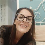 Laureata in lingue si propone per impartire lezioni private di inglese, francese e materie umanistiche. Primo incontro conoscitivo gratuito