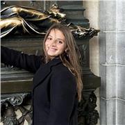 Cerchi una mente giovane che ti aiuti con lo studio? Sono Irene, una studentessa universitaria che non vede l'ora di aiutarti!