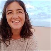 Profesora de castellano metodología adaptable para todas las edades.