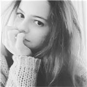 Docente di inglese, disponibile per speaking, lezioni di grammatica, correzione/aiuto nei compiti a casa