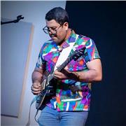 Profesor de guitarra contemporánea y apreciación musical (guitarra eléctrica y acústica)