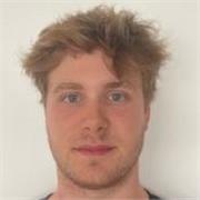 Mi nombre es yago. He estudiado ingles por 15 años, y busco dar clase a gente con ganas de aprender ingles, con iniciativa y curiosidad