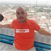 Soy profesor de música. Enseño todo tipo de edad clases a domicilio