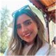 Comunicadora Social y Periodista Digital, con un máster en Marketing y Comunicación Empresarial (UPV)  con 3 años de experiencia