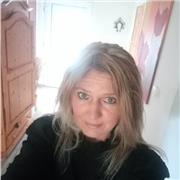 Ich, weiblich, 53 Jahre alt, gebe Unterricht im Rechnungswesen, Mathematik und Betriebswirtschaftslehre bis 12. Klasse