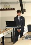 Studente magistrale in scienze biomolecolari, genomiche e cellulari impartisce lezioni di chimica e biologia