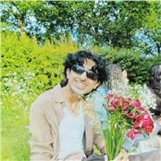 A warm and friendly individual, passionate about the spanish language and teaching it at all levels!