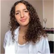 offro ripetizioni per adulti e bambini che frequentano le scuole elementari e medie. Ho il livello C1, livello Ielts 7.5.