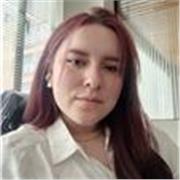 Profesora en Ciencias Sociales. Con experiencia en primaria y basica secundaria, apasionada por o social y la lectura