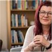 Psicologa, psicoterapeuta, profesora en la universidad