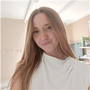 Étudiante en droit, j'ai eu l'habitude pendant mes études de faire du soutien scolaire ainsi que de l'aide aux devoirs.