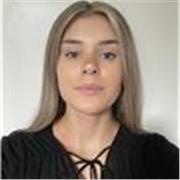 Insegnante madrelingua offre lezioni di inglese per bambini della scuola primaria a Milano, sia in presenza che online.