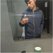 Soy técnico informático y ofrezco clases prácticas de informática para todos los niveles. 