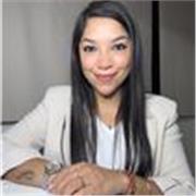 Administradora de empresas y capacitadora en habilidades blancas y comunicación