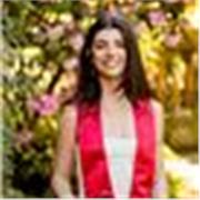 Profesor particular de inglés con más de 6 años de experiencia trabajando con niños en escuelas.