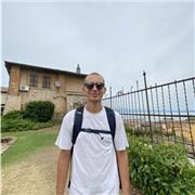 Studente universitario di economia e commercio presso Ca’ Foscari impartisce ripetizioni di matematica per recupero debito estivo