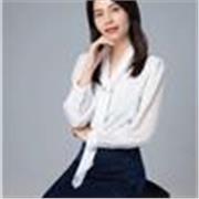 Passionate Mandarin coach, blending culture, conversation and confidence - teaching curious teens and ambitious adults online. 