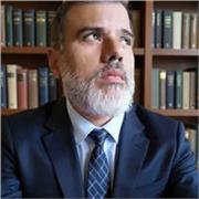 Professor particular de Português, com experiência no ensino fundamental e médio