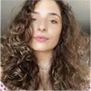 Offro lezioni online personalizzate in base al tuo livello e ai tuoi obiettivi. Le lezioni includono conversazione, grammatica, sc