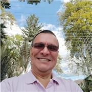 Experto en Excel en el sector empresarial y comercial. Tengo 30 años de experiencia dictando clases y asesorando empresas