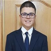 Seria ser profesor de mate sprincipalmente para alumnos de hasta 4 de eso. Aunque podria dar clases a niños de primaria de cualquier asignatura