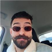 Mi chiamo Alessio, sono un ragazzo empatico dinamico e flessibile. Ogni esigenza per l'inglese può essere soddisfatta, contattami