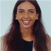 Recién graduada en Economía por la Universidad de Vigo y actual estudiante del máster de Finanzas de la misma universidad. Me considero una persona trabajadora, muy responsable con sus obligaciones y dispuesta a aprender siempre. Tengo una buena habilidad
