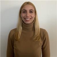 Sei alla ricerca di una giovane professionista nel campo del marketing e social media communication che ti aiuti a capire meglio come funziona questo settore?
eccomi!