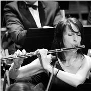 Flûtiste internationale diplômée – Cours en ligne tous niveaux, 40 ans d’expérience.