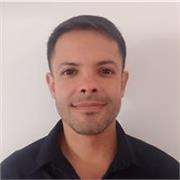 Profesor enseñanza en distintas materias