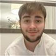 Profesor con 4 años de estudios en desarrollo de videojuegos y experiencia en empresas de prácticas.